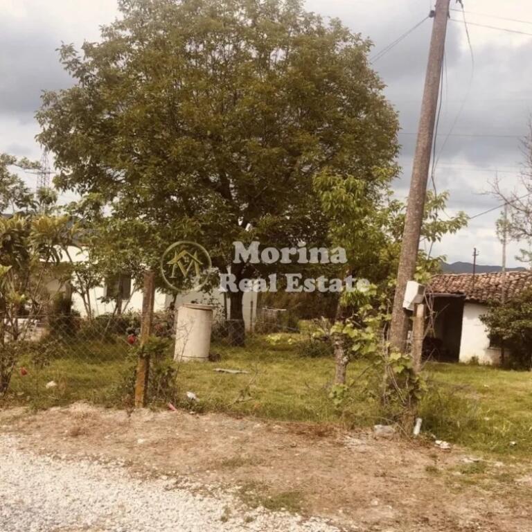 Land for sale 300 m2, in Kashar, with the price 80000 Euro