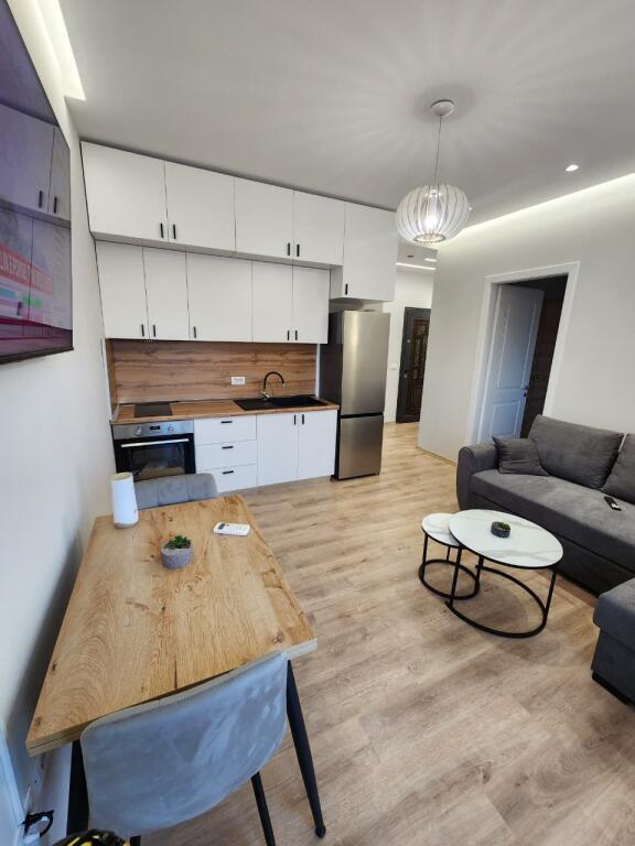 apartament 1+1 me qira ne Sauk.