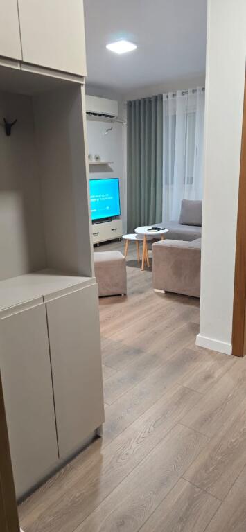 Apartament 1+1 me qira prane Stadiumit Dinamo!