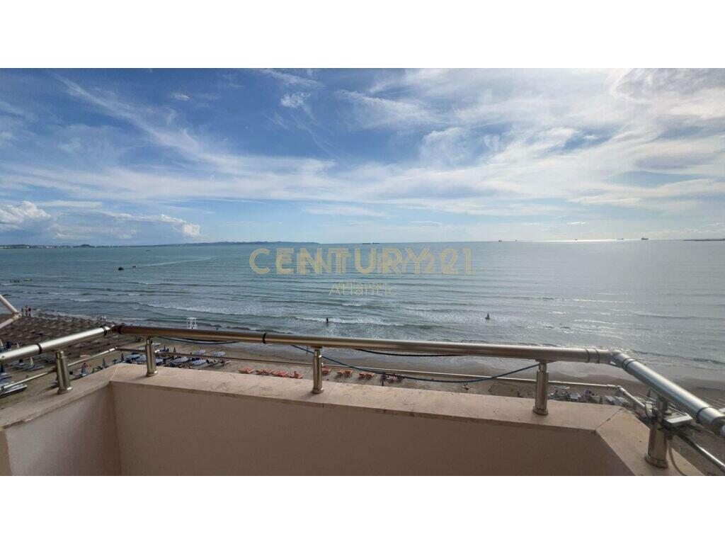 FOR RENT 2+1 APARTMENT ON THE FIRST LINE BEACH WITH SEA !