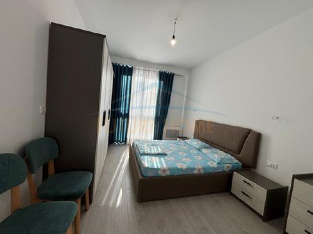 Affitto, Appartamento 2+1+2, Via 5 Maggio, Tirana