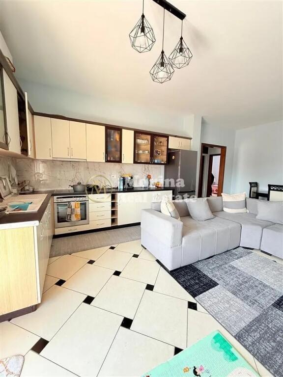 Private Entrance 2+1+Parking, Sauk, 450 euro/month,