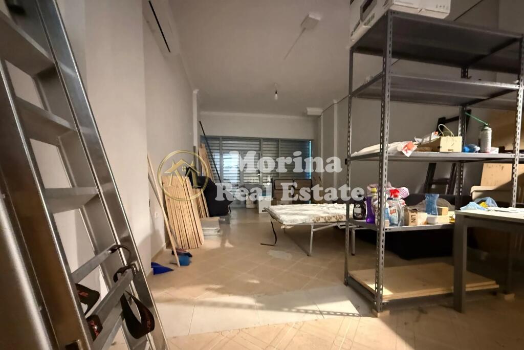 Qera, Ambient Biznesi, ne Laprake, 500 euro/muaj