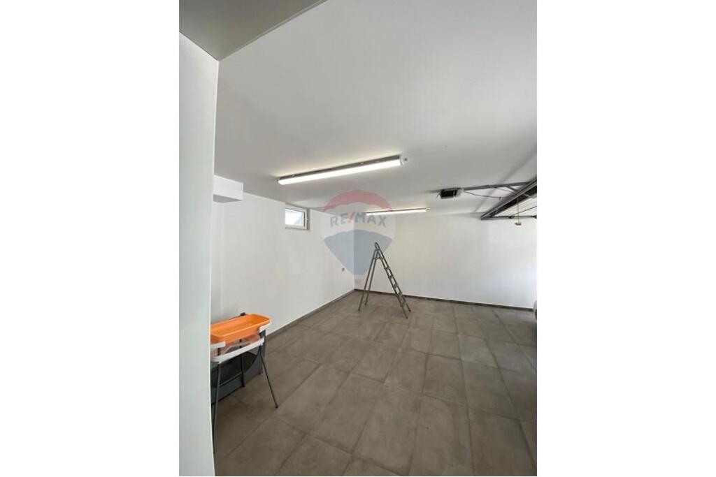 VILLAS FOR RENT - MANDARINE DRIVE, TEG