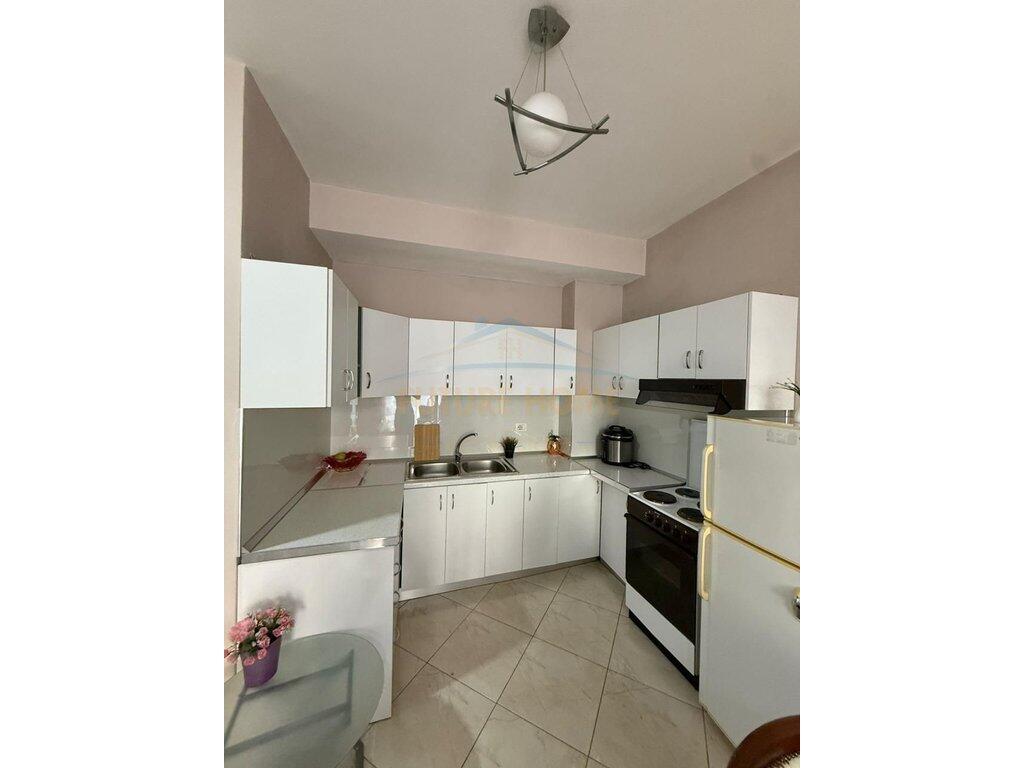 Qera, Apartament 1+1, Rruga e Kavajes, Tirane