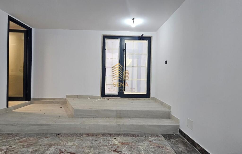 Affitto, Locale Commerciale, Via Sami Frasheri, 4000 Euro/mese Netto