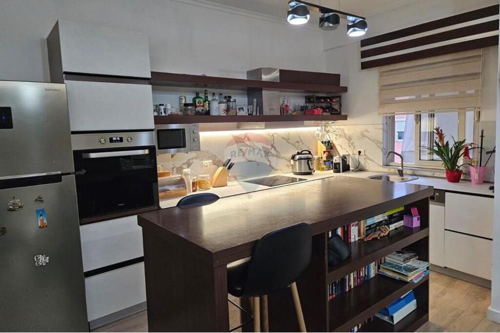 3+1 apartment for sale in Yzberisht!