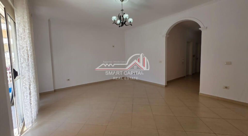 SHITET APARTAMENT 2+1+1 TEK RRUGA E CIPAJVE, VLORE!!