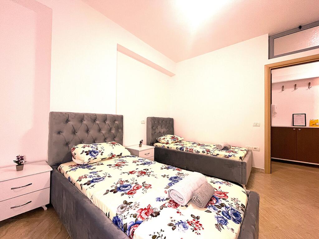 Apartament modern i madh pranë Lungomare VETËM PËR STUDENTË