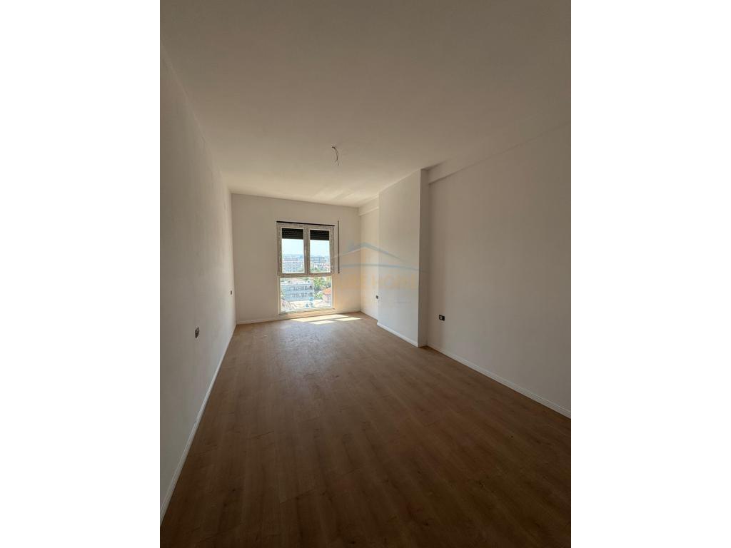 Apartment 2+1+2 for Sale, Priam Complex, Kamëz