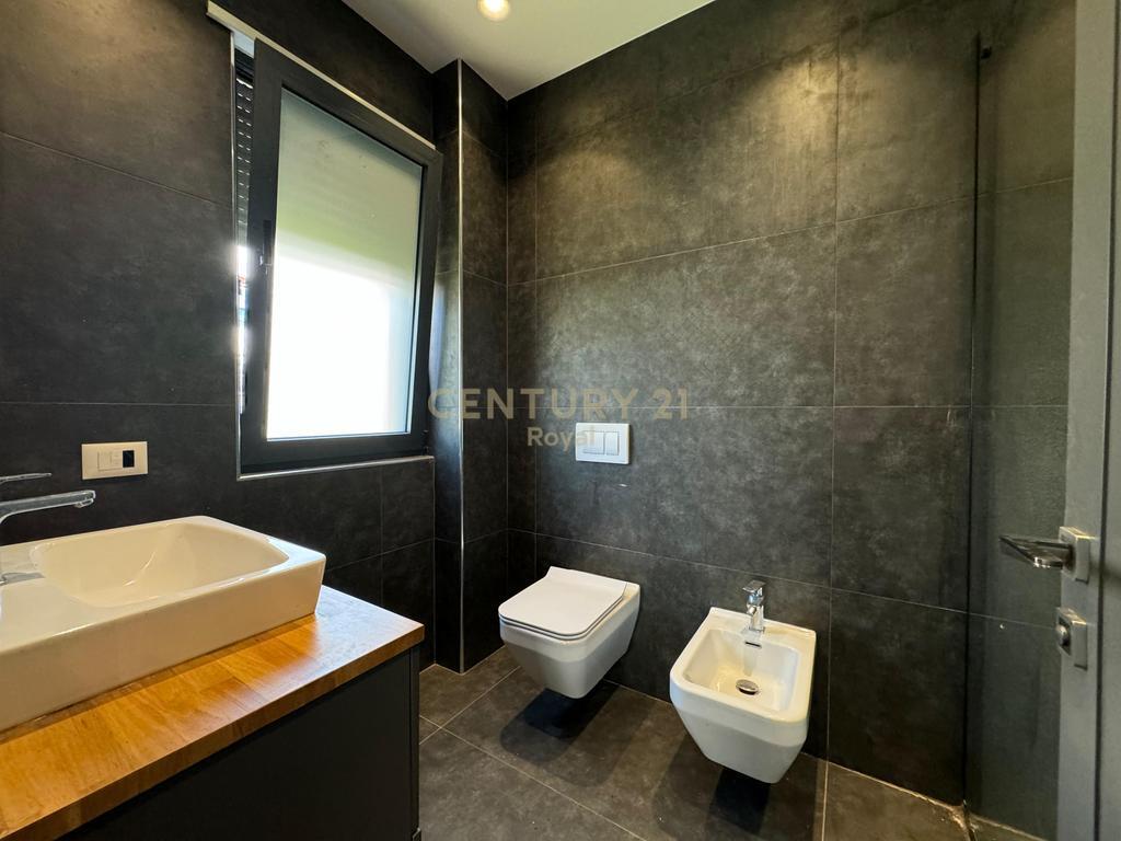 LEDA (royal116493) appartamento 2+1+2 in vendita vicino al lago secco, tirana - 350.000 €