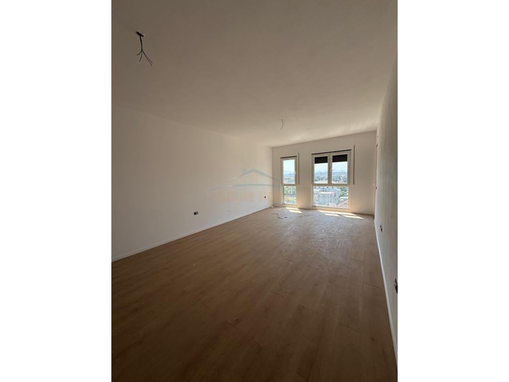 Apartment 2+1+2 for Sale, Priam Complex, Kamëz