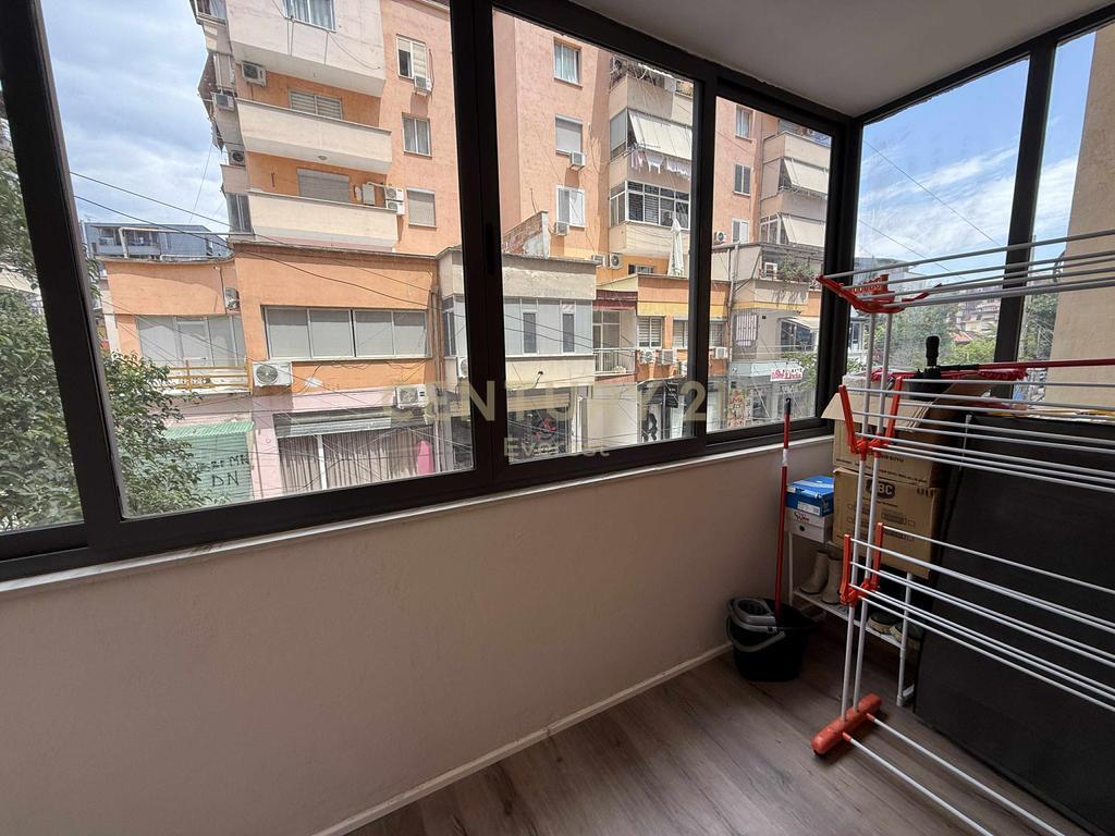 LEDA (everest119000) Paris municipality, we sell 1+1 apartment - 165,000 €