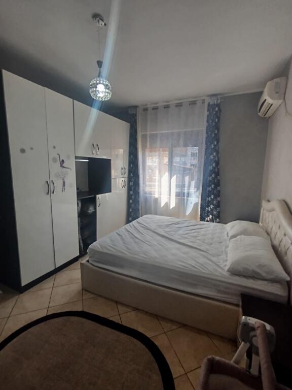Apartament me qera 1+1 te Markata