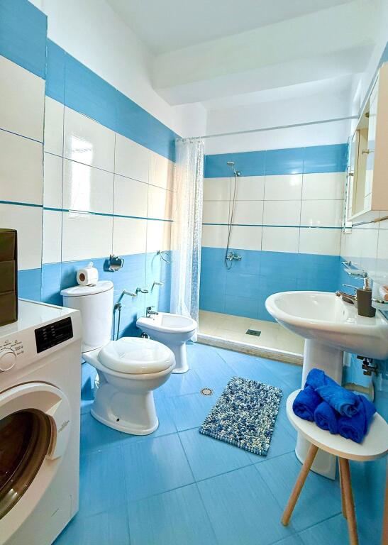 Apartament modern i madh pranë Lungomare VETËM PËR STUDENTË