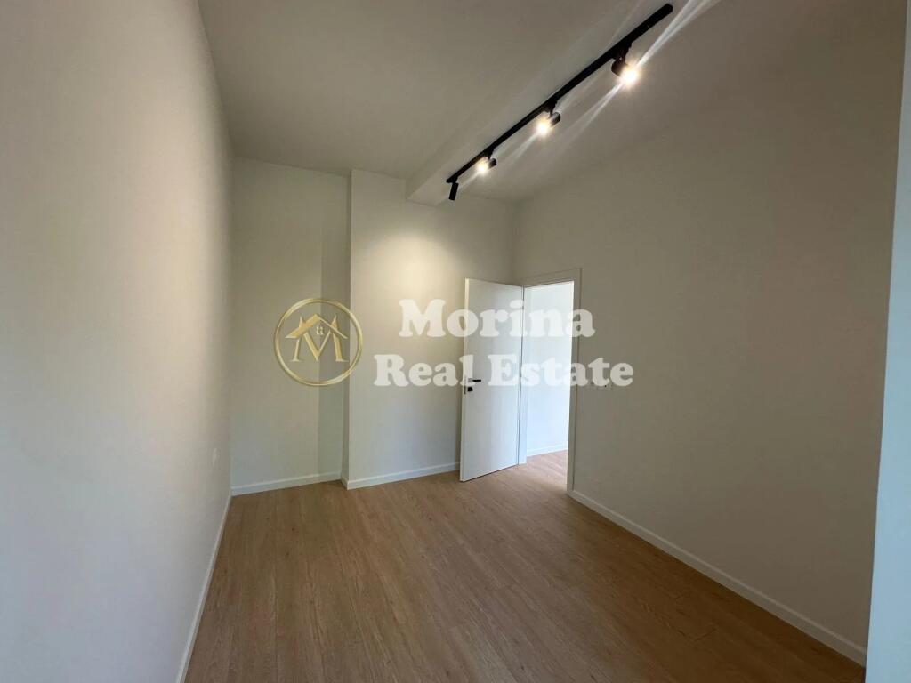 Rent, Business Premises Bulevardi Ri, 500 euros/month