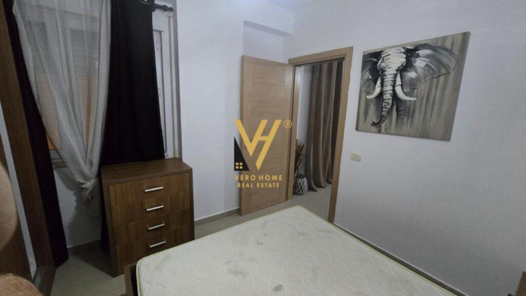 JEPET APARTAMENT 2+1 ME QERA TE KODRA E DIELLIT 50.000 LEKE