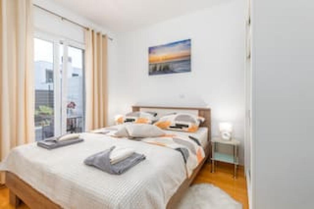 Apartment For Rent 3+1+2 At Selvia (ID B230169) Tirana