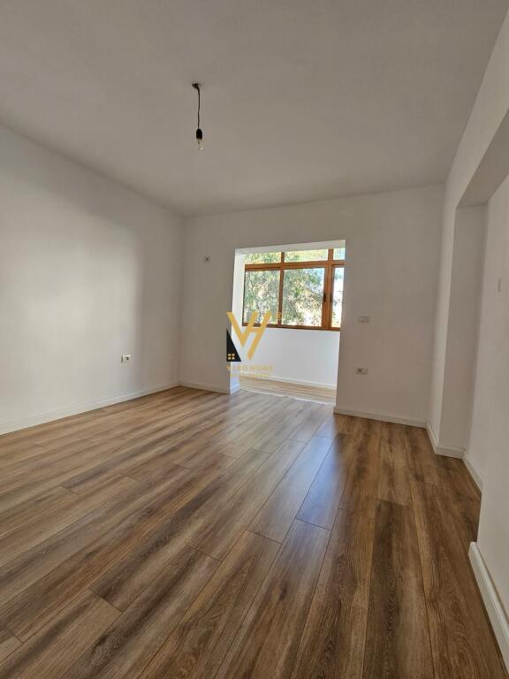SHITET APARTAMENT 1+1 TE MOZAIKU I TIRANES 98.000 EURO