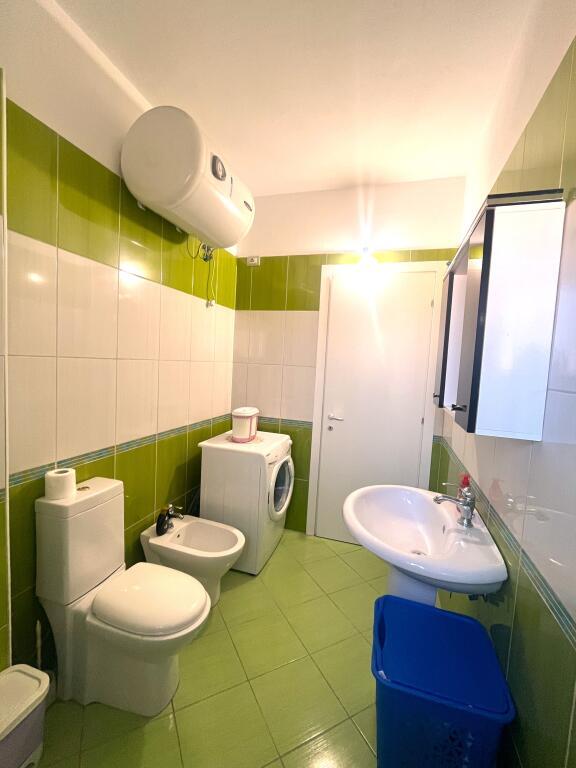 Apartament shumë i madhe në zonën e Transballkanikës
