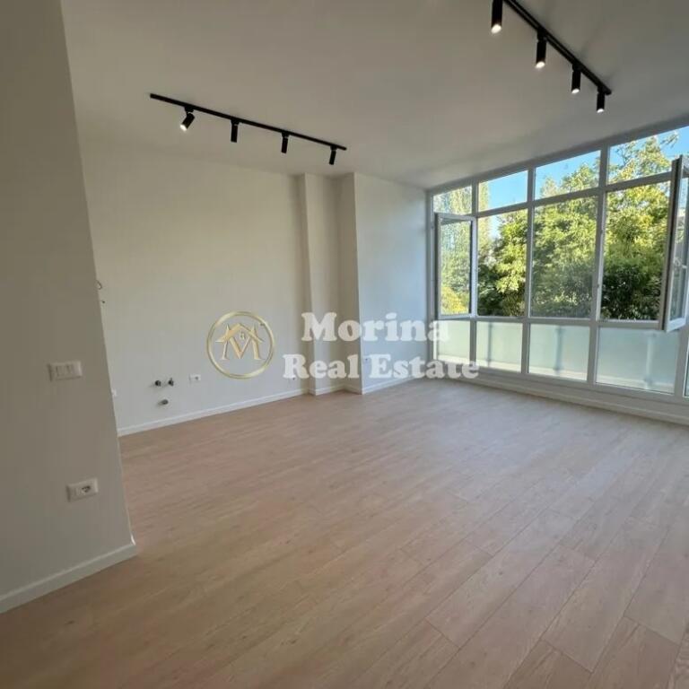 Rent, Business Premises Bulevardi Ri, 500 euros/month