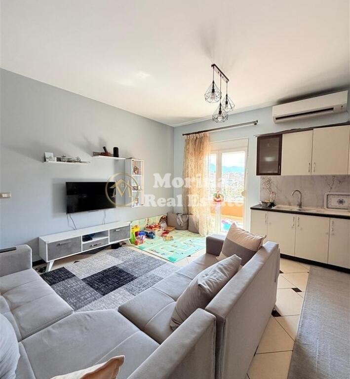 Private Entrance 2+1+Parking, Sauk, 450 euro/month,