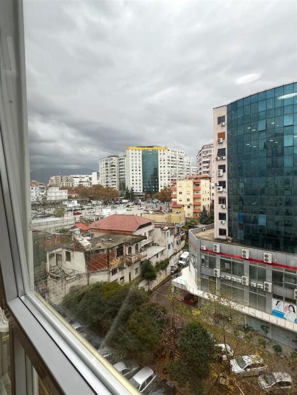 Jepet apartament 1+1 me qera tek Kompleksi Usluga ish stacioni trenit