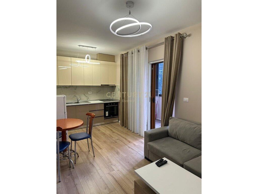 LEDA (everest119000) Paris municipality, we sell 1+1 apartment - 165,000 €