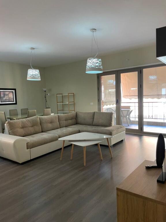 2+1 apartment for rent in Delijorgj