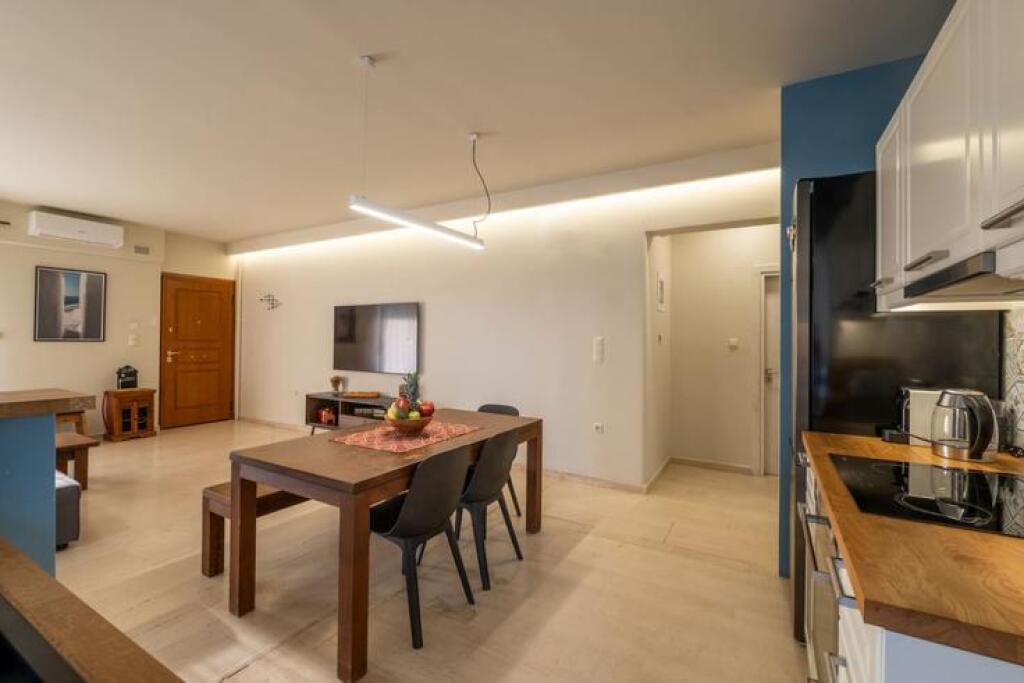 Apartment For Rent 1+1 At Zogu I Pare Boulevard (ID B211377) Tirane