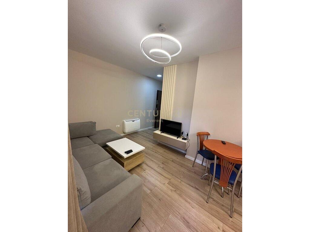 LEDA (everest119000) Paris municipality, we sell 1+1 apartment - 165,000 €