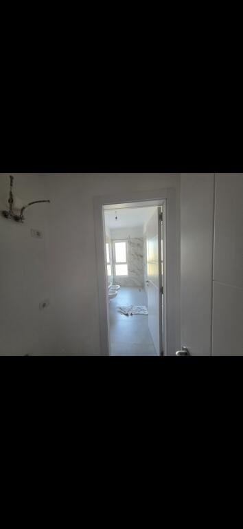 Paskuqan Jepet Apartament 2+1+2 Me Qera