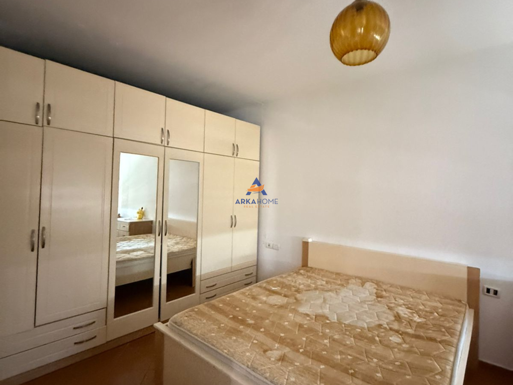 FOR SALE APARTMENT 1+1+BALCONY (WITH POSSIBILITY TO CONVERT TO 2+1) ON SHEFQET KUKA STREET, FRESK 89,000 EURO