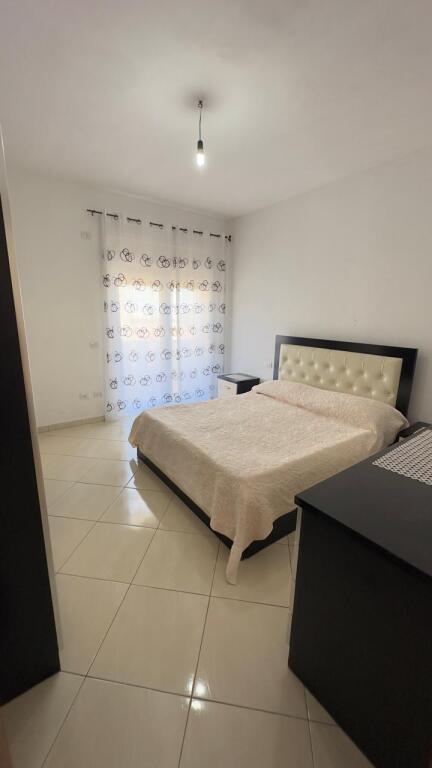 Apartment 3+1+2+2 balconies for rent at the Court, Durres