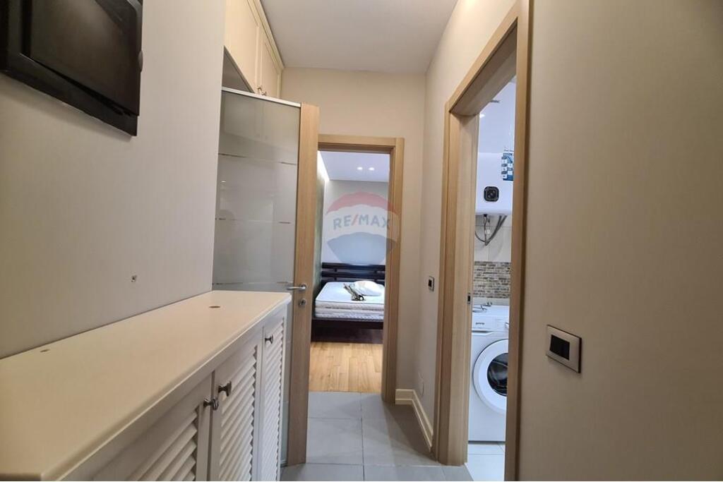 2+1+2 apartment for rent near the Artistic High School!