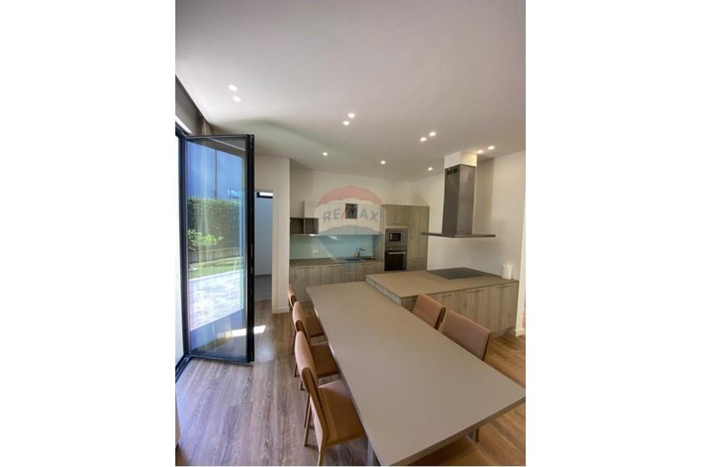 VILLAS FOR RENT - MANDARINE DRIVE, TEG