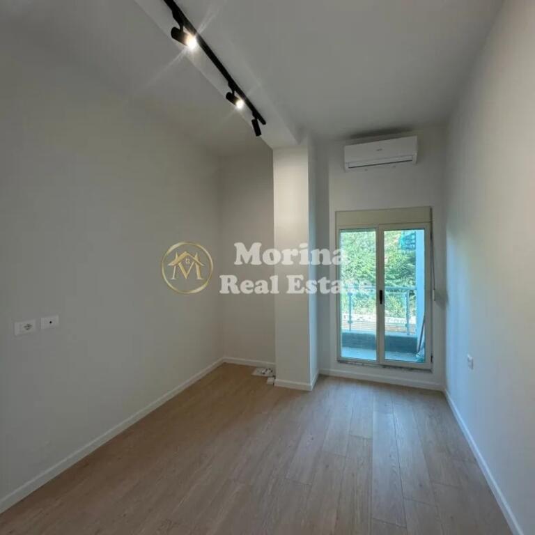 Rent, Business Premises Bulevardi Ri, 500 euros/month