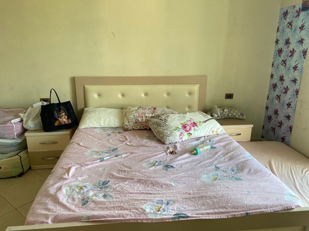 🏢In the Fresku area, near Fresku Restaurant, a 1+1 apartment is for rent, furnished 40,000Leke
