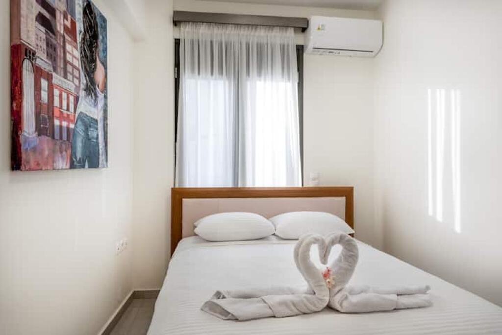Apartment For Rent 1+1 At Zogu I Pare Boulevard (ID B211377) Tirane