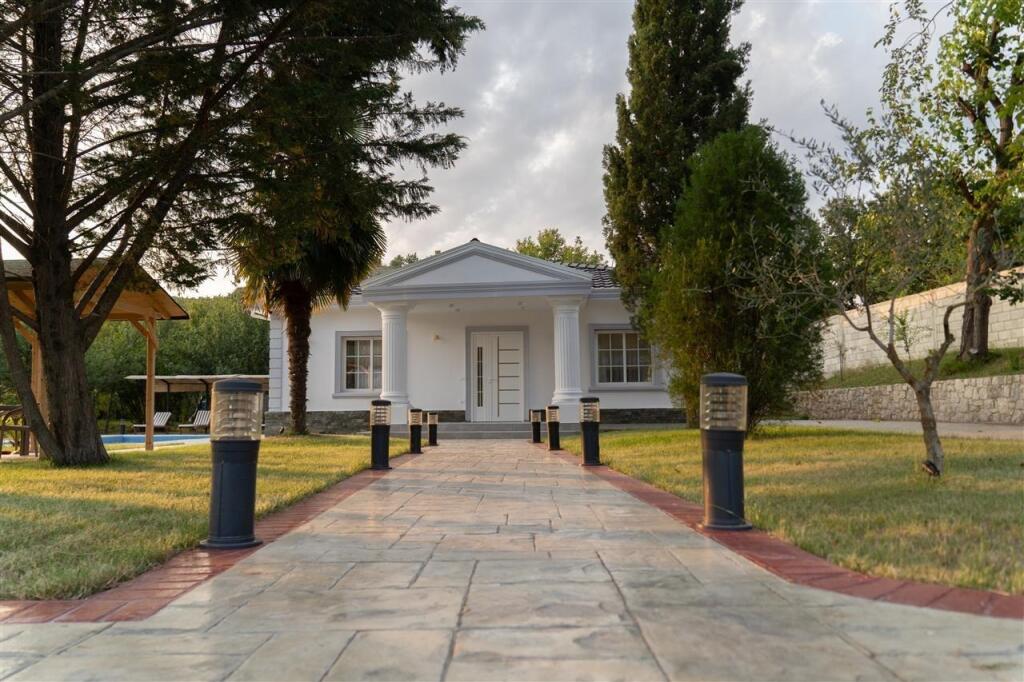 Qera, Vile Private, Baldushk 1000 euro/muaj