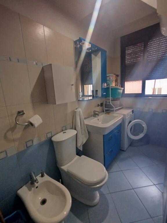Apartament 1+1 te Markata Durres