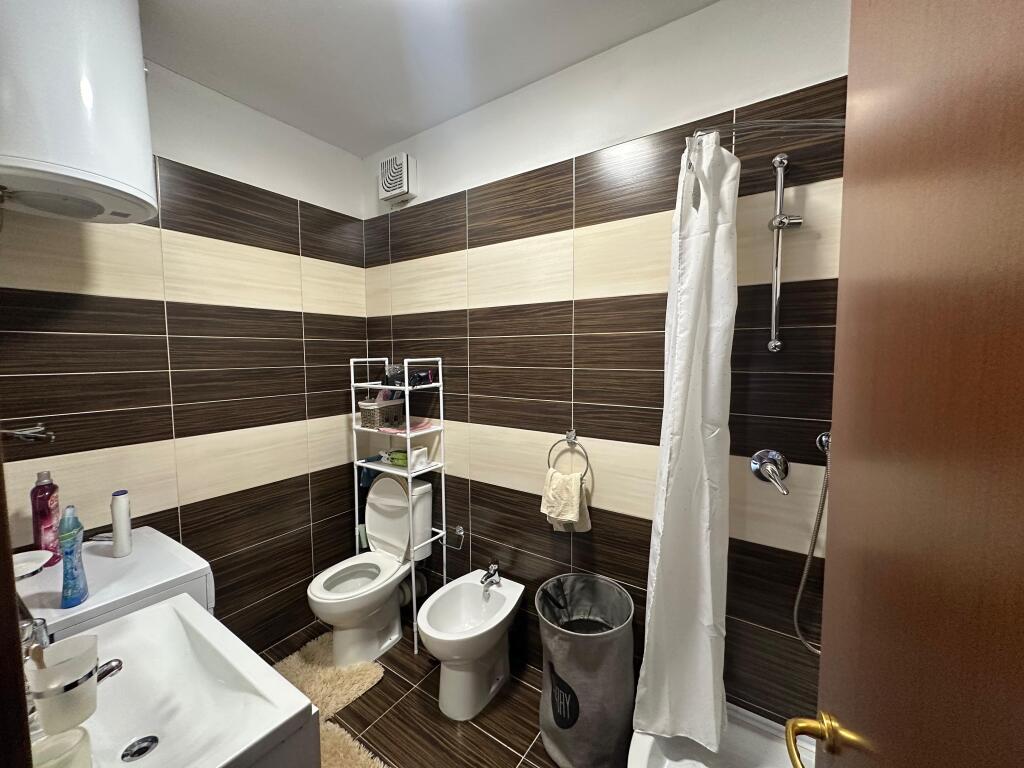 Apartment for rent 2+1+2 Zogu zi  