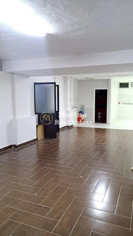 Shitje, Ambient Biznesi, Perballe Kompleksit Delijorgji, Cmimi 125 000 Euro.