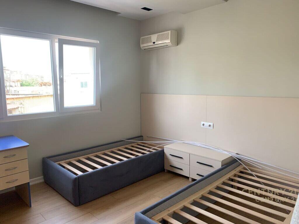 Apartament 2+1 me Qira përballë Maternitetit të Ri – 650 €/Muaj