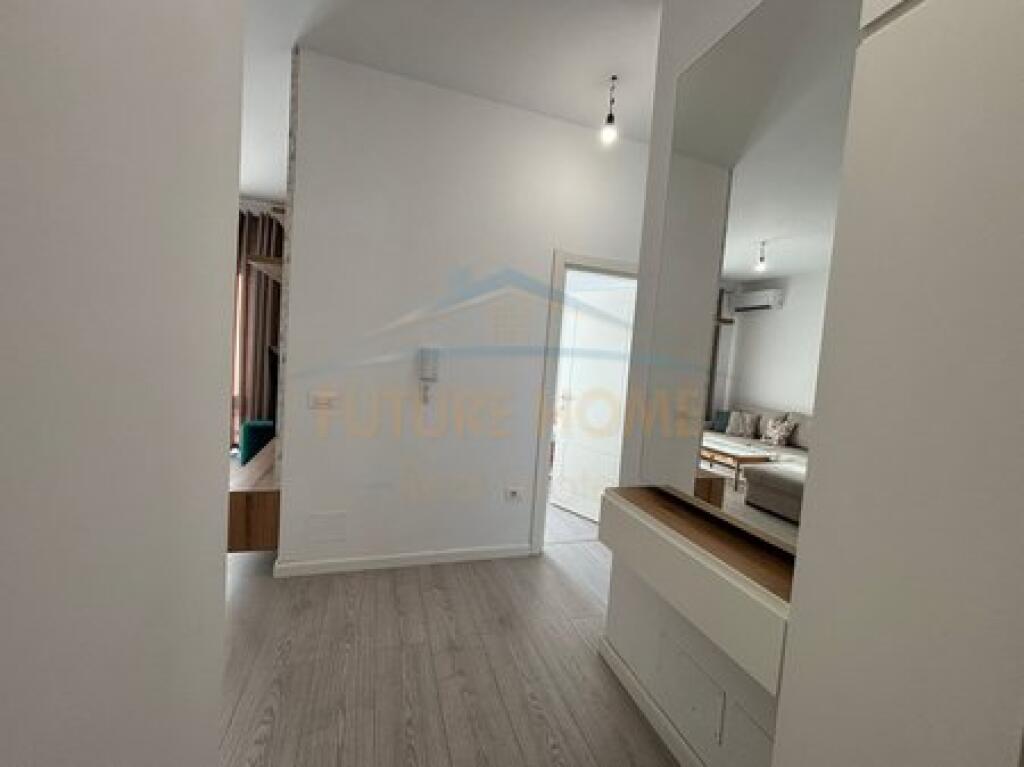 Affitto, Appartamento 2+1+2, Via 5 Maggio, Tirana