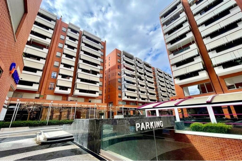 APPARTAMENTO 2+1+POSTO AUTO IN AFFITTO A K. DELIJORGJI !