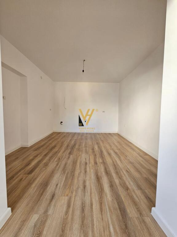 SHITET APARTAMENT 1+1 TE MOZAIKU I TIRANES 98.000 EURO