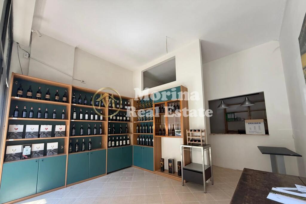 Qera, Ambient Biznesi, ne Laprake, 500 euro/muaj