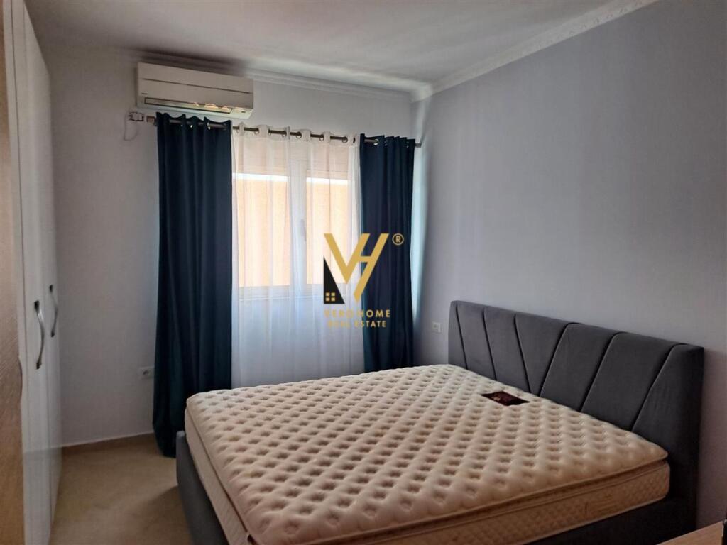 JEPET APARTAMENT 2+1 ME QIRA TE LIQENI I TIRANES 1.000 EURO