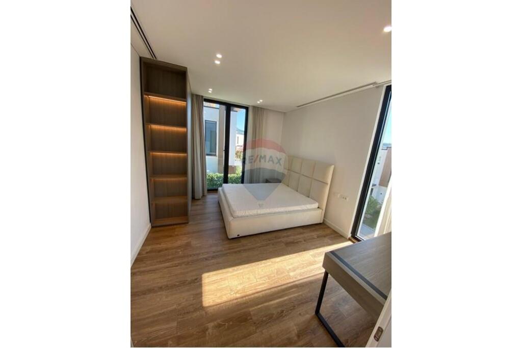 VILLAS FOR RENT - MANDARINE DRIVE, TEG